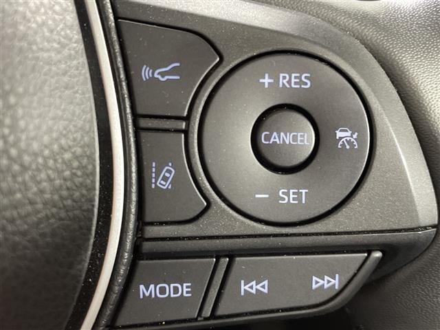 Toyota RAV4 2022 8201412-1