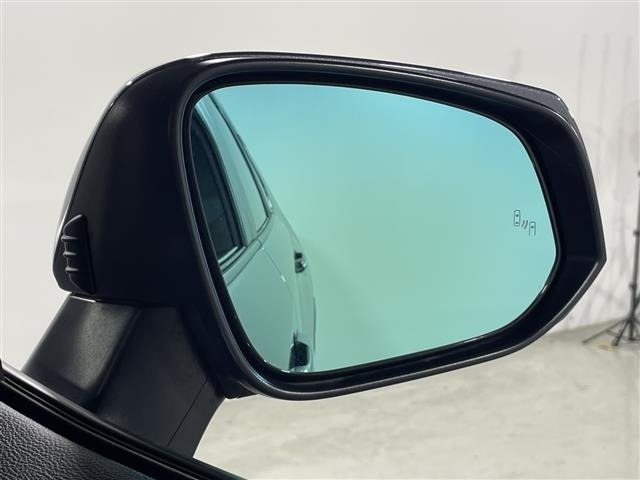 Toyota RAV4 2022 8201412-16