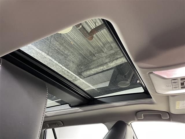Toyota RAV4 2022 8201412-19