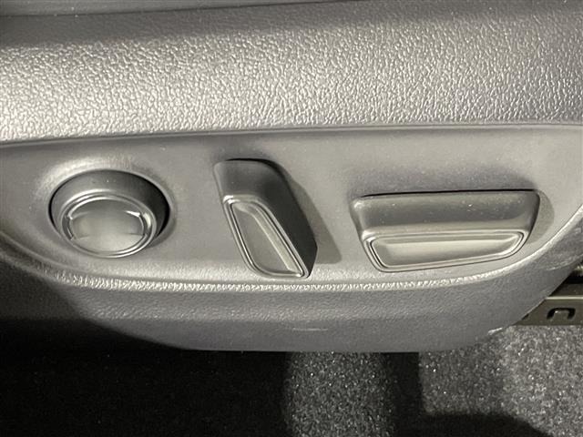 Toyota RAV4 2022 8201412-3
