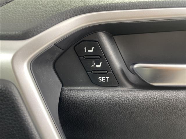 Toyota RAV4 2019 8201414-11