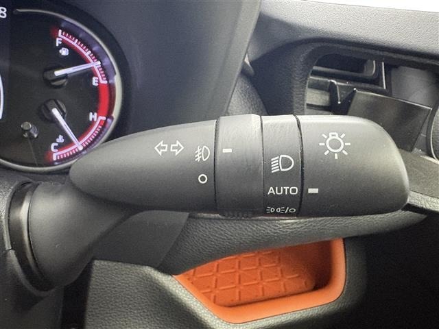 Toyota RAV4 2020 8201431-1