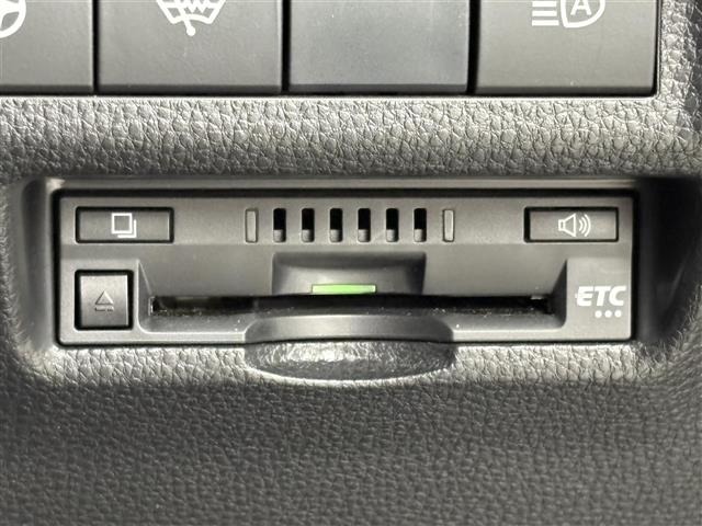 Toyota RAV4 2019 8201433-1
