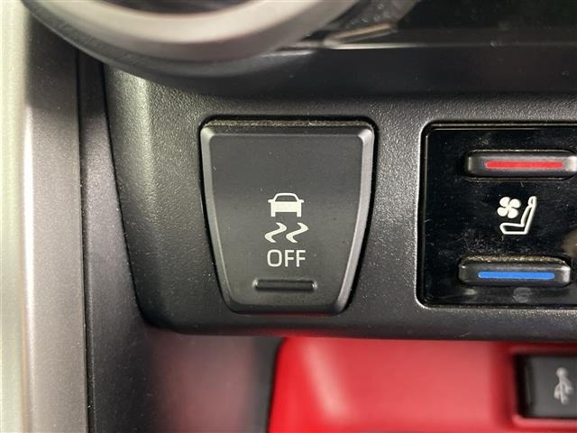 Toyota RAV4 2022 8201456-22