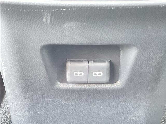Toyota RAV4 2023 8201457-8