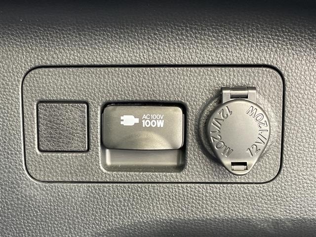 Toyota RAV4 2021 8201481-1
