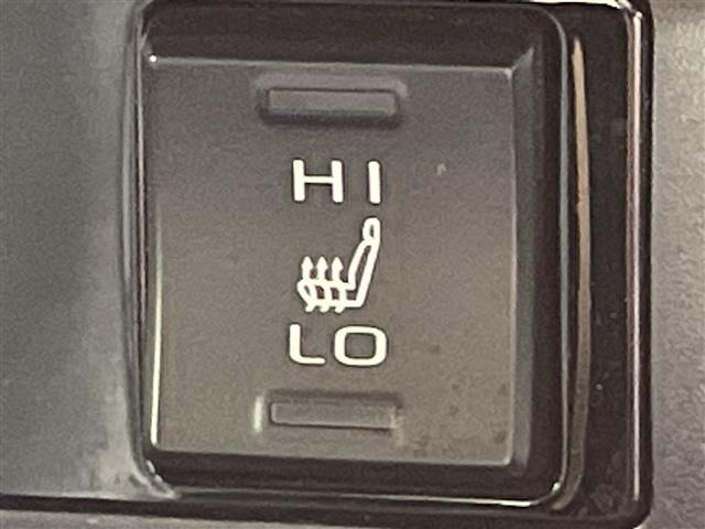 Toyota RAV4 2021 8201490-3