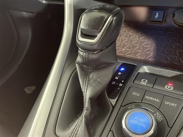 Toyota RAV4 2021 8201490-4