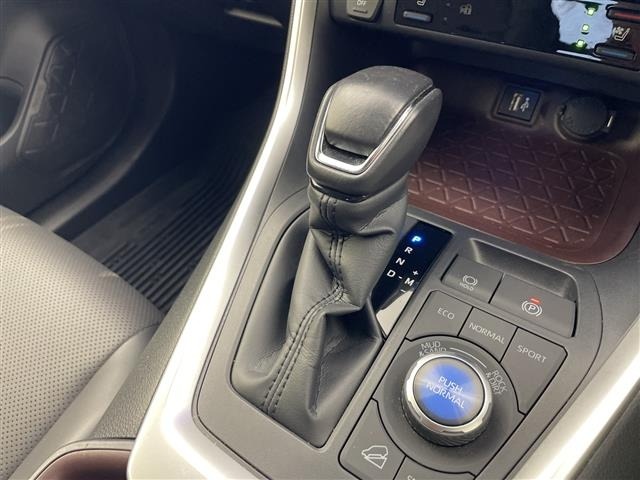 Toyota RAV4 2024 8201501-2