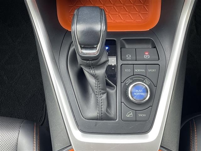Toyota RAV4 2019 8201508-12