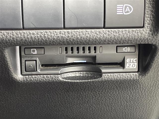 Toyota RAV4 2019 8201509-12