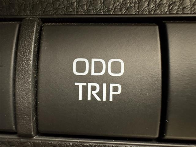 Toyota RAV4 2023 8201530-2