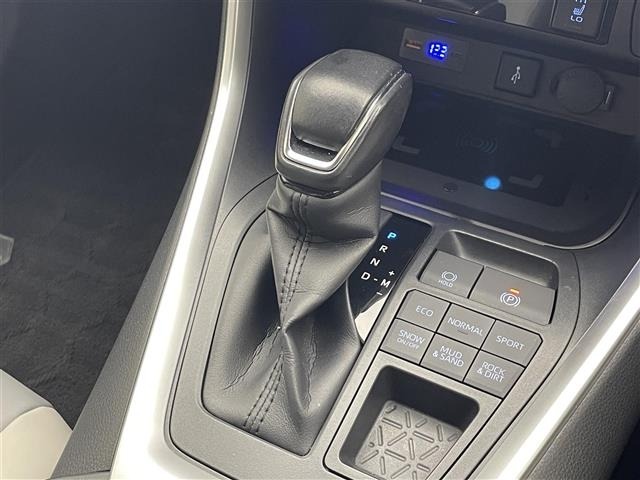 Toyota RAV4 2021 8201569-12