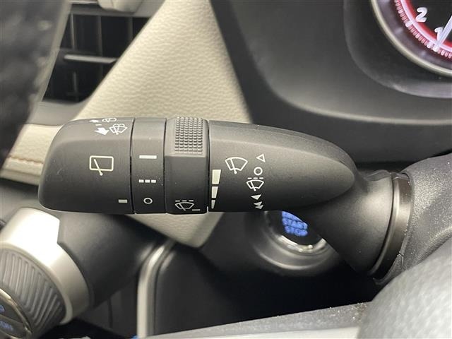 Toyota RAV4 2021 8201569-9