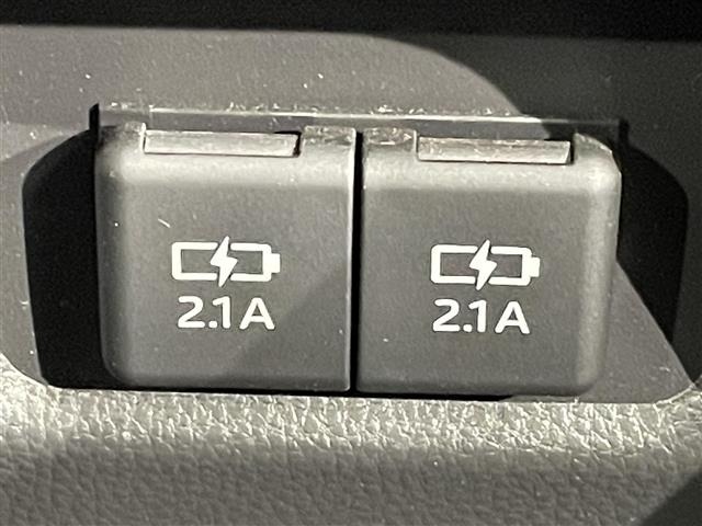 Toyota RAV4 2021 8201590-3