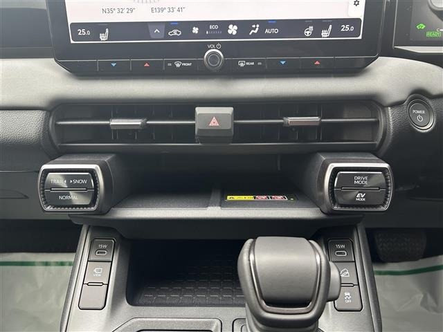 Toyota RAV4 2026 8201610-11