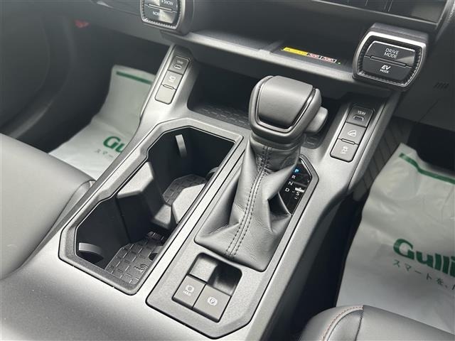 Toyota RAV4 2026 8201610-12