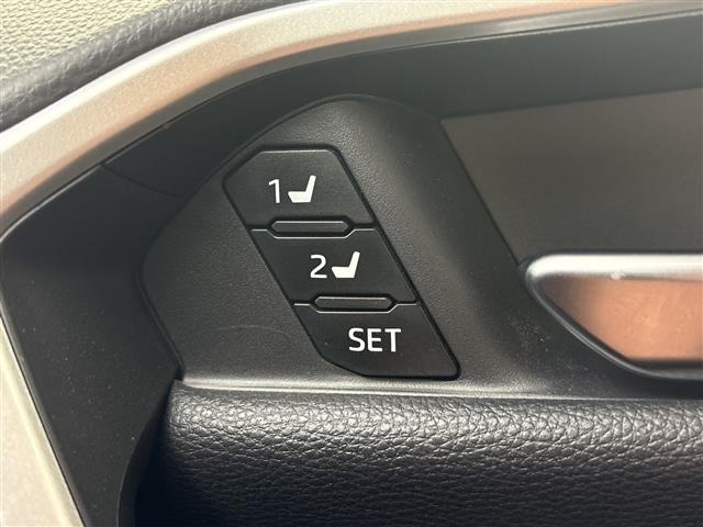 Toyota RAV4 2019 8201622-3