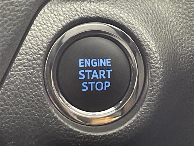 Toyota RAV4 2022 8201639-22