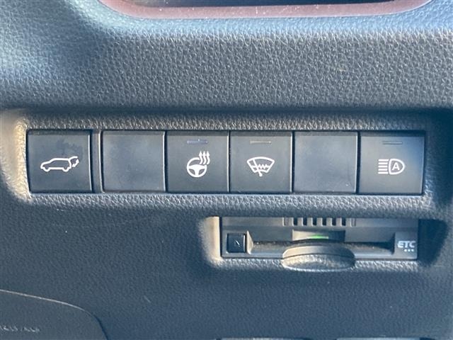 Toyota RAV4 2020 8201643-1