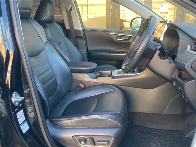 Toyota RAV4 2020 8201643-10
