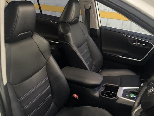 Toyota RAV4 2021 8201677-6