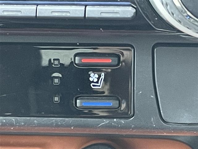 Toyota RAV4 2023 8201718-17