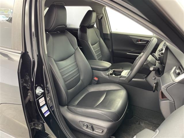 Toyota RAV4 2020 8201755-6