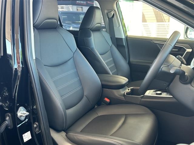 Toyota RAV4 2025 8201784-3
