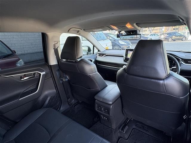 Toyota RAV4 2020 8201786-1