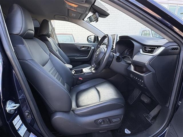 Toyota RAV4 2020 8201786-18