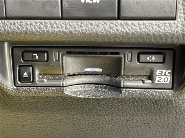 Toyota RAV4 2025 8201816-1