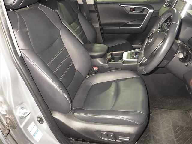 Toyota RAV4 2019 8201832-9
