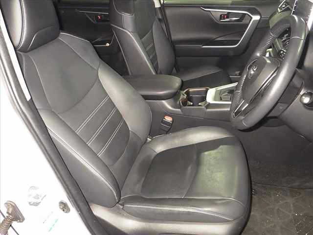 Toyota RAV4 2021 8201833-9