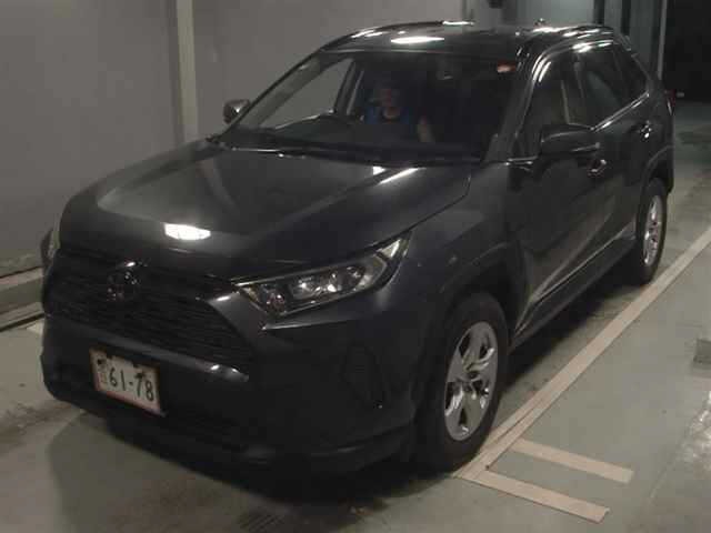 Toyota RAV4 2019 8201906-4