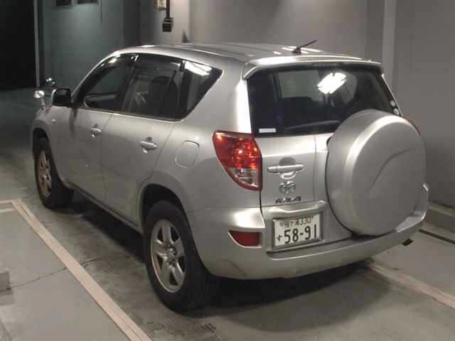 Toyota RAV4 2008 8201914-1