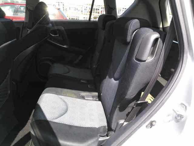 Toyota RAV4 2008 8201914-9