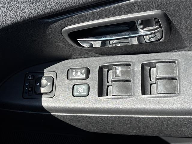 Mitsubishi RVR 2013 8205677-1