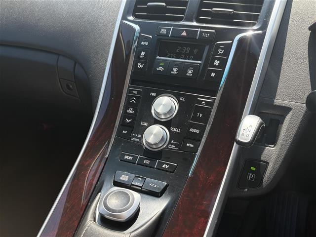 Toyota SAI 2015 8203751-9