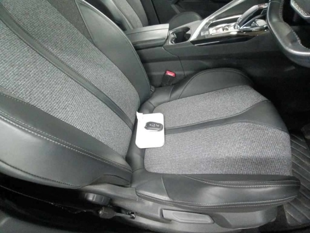 Peugeot 5008 2018 8236593-10