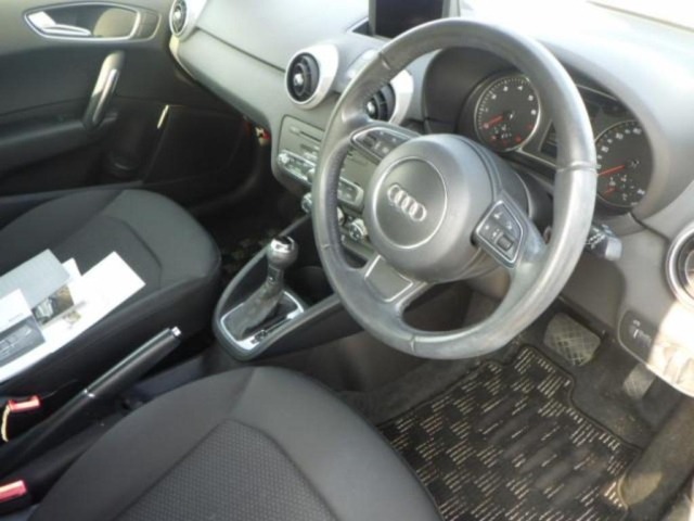 Audi A1 2013 8227566-3