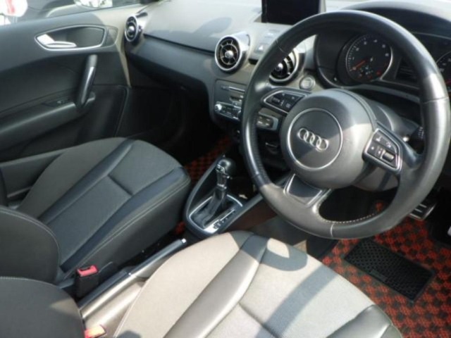 Audi A1 2017 8227567-3