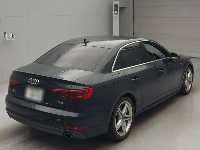 Audi A4 2016 8234335-1