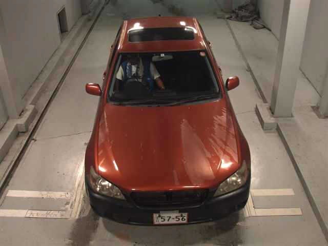 Toyota ALTEZZA 2000 8235792-6