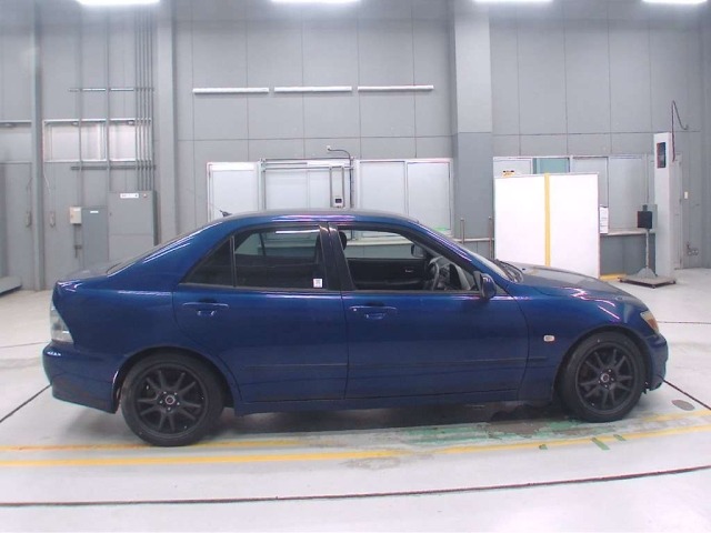 Toyota ALTEZZA 2001 8235793-3