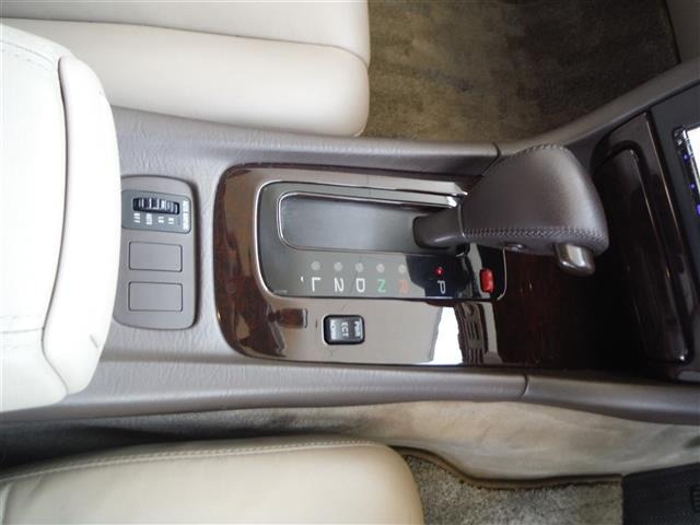 Toyota ARISTO 1995 8235766-9