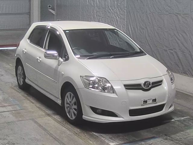 Toyota AURIS 2007 8233943-7