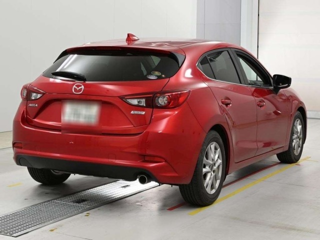Mazda AXELA 2016 8235742-1