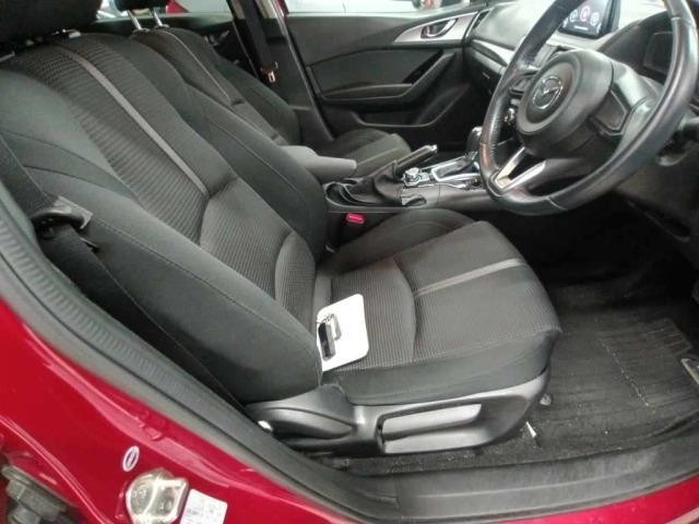 Mazda AXELA 2016 8235742-10