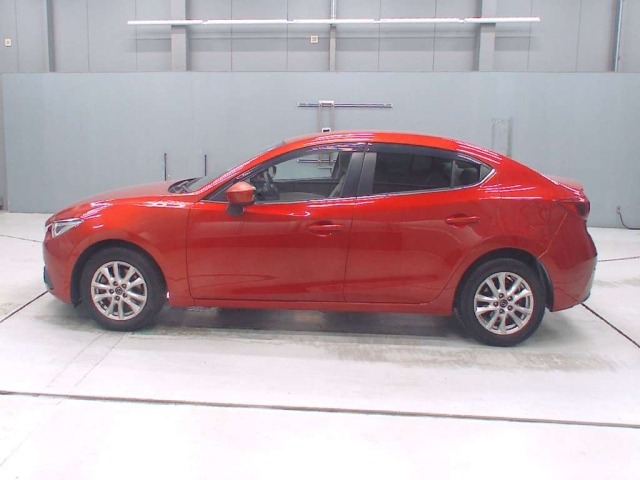 Mazda AXELA 2014 8235743-4